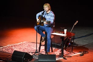 Rocky Mountain High Experience: A John Denver Christmas (Chicago)