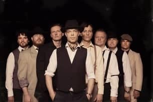 Thorbjoern Risager & The Black Tornado