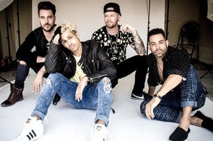 POP 2000 TOUR - OTown, BBMak, LFO & Tyler Hilton hosted by Chris Kirkpatrick of *NSYNC