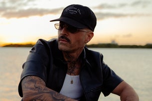 Mike Bahia