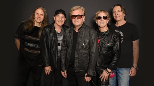 Honeymoon Suite
