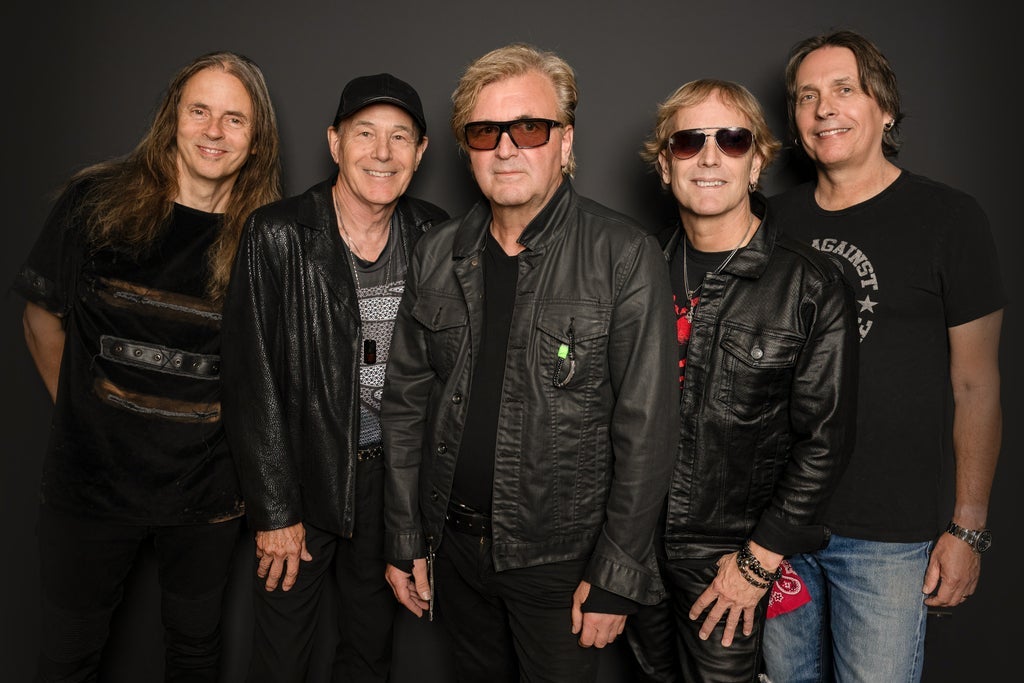 Honeymoon Suite