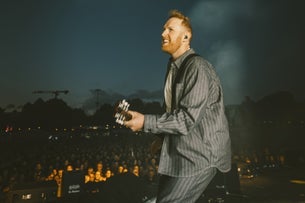 Gavin James