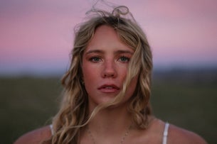 Avery Anna