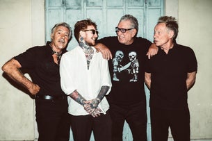 SEX PISTOLS (Steve Jones, Paul Cook, Glen Matlock) feat. Frank Carter
