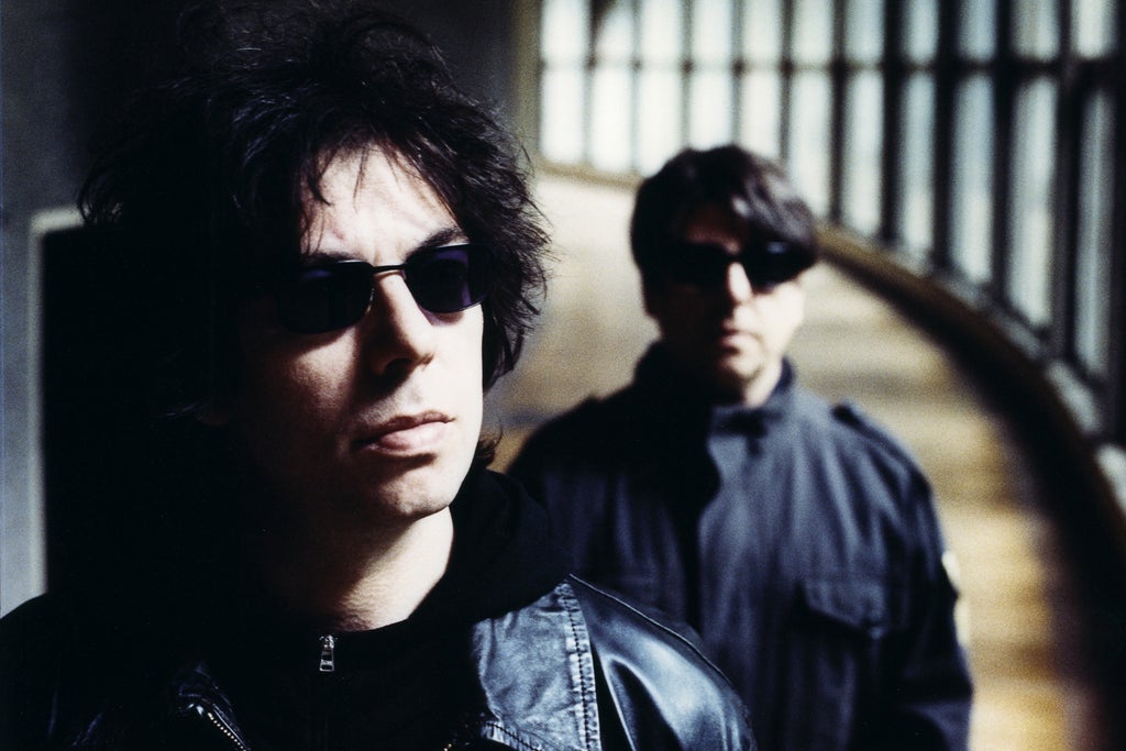ECHO & THE BUNNYMEN: More Songs To Learn & Sing