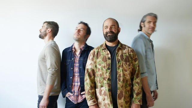 Drew Holcomb and the Neighbors