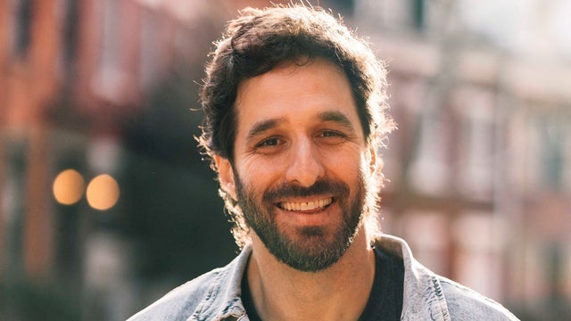 Rafi Bastos