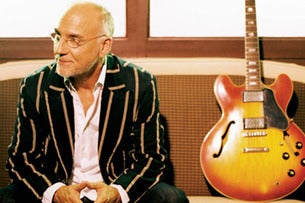 Larry Carlton