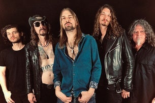 Ten Ton Mojo Performing with Jackyl On Arties Bar and Grill Summer Con