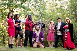 Liz Black Presents : Walter Sickert & The Army of Broken Toys, The Stampede, Pilgrims