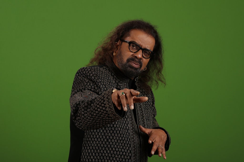 HARIHARAN LIVE IN CONCERT