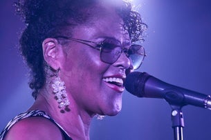 Une Soirée Soul, Motown et Disco avec Dawn Tyler Watson & The Jamm