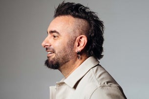 Chris Kirkpatrick Ticket + Hotel Deals