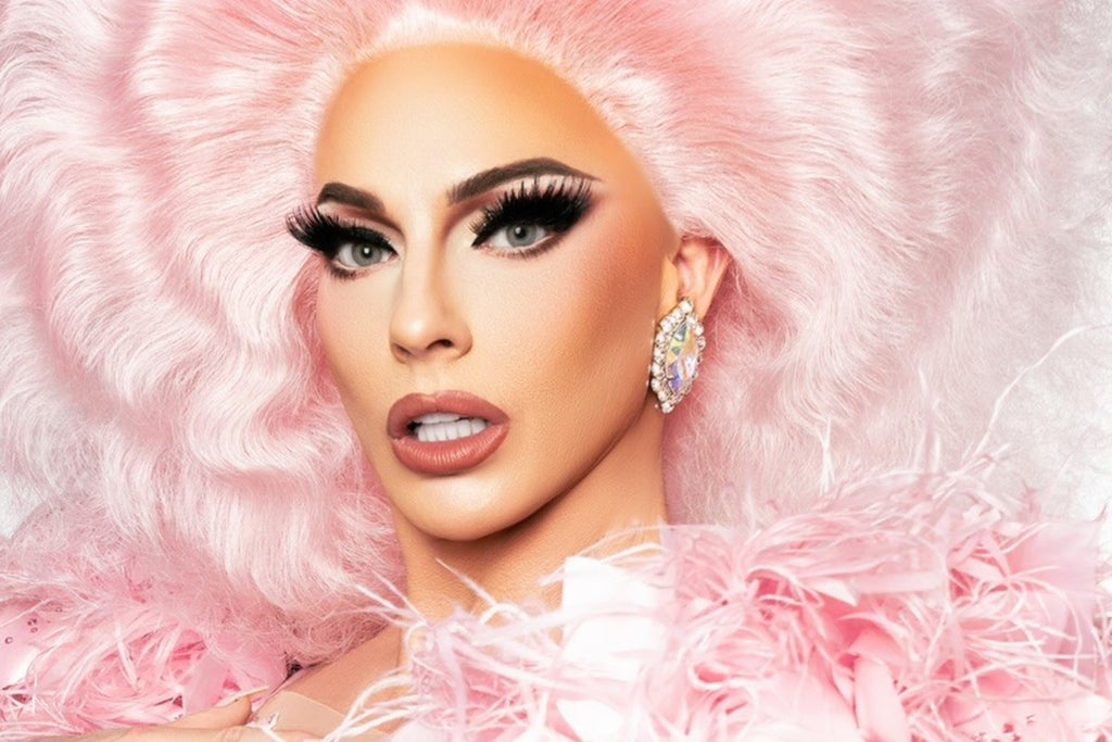 Alyssa Edwards - A Very Mary Christmas (Fully Seated)