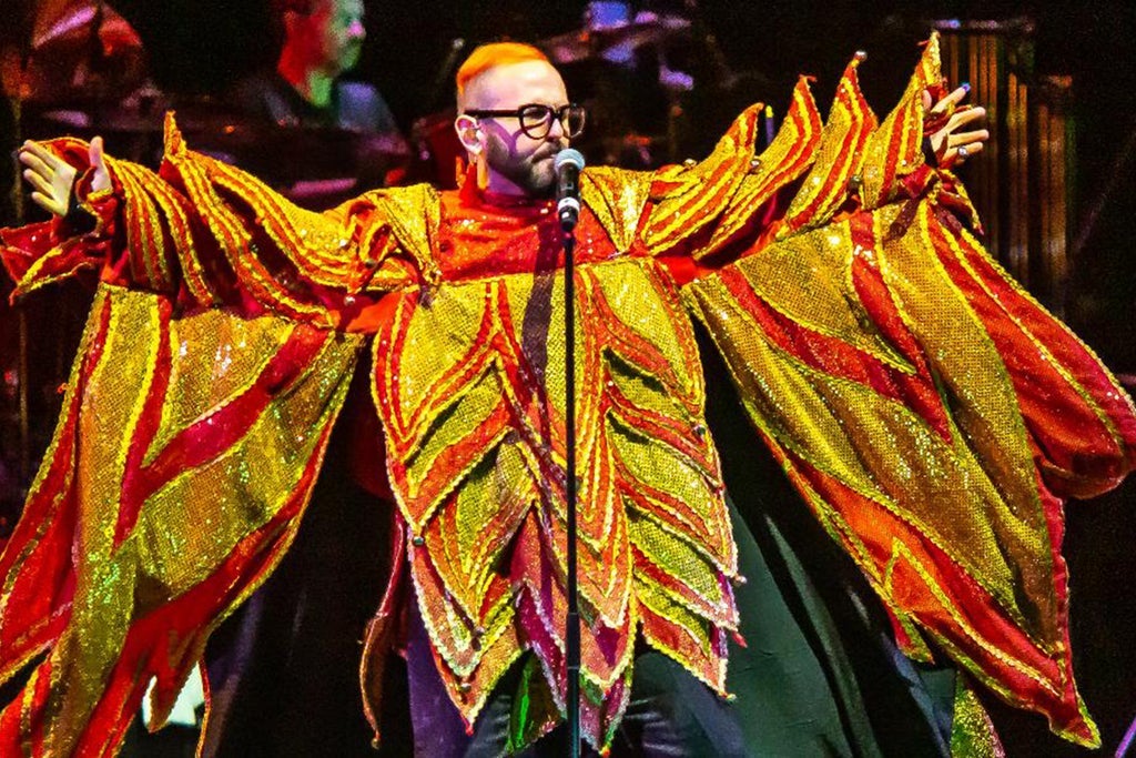 MAD DOGS & ENGLISHMEN: Presented by Remember Jones