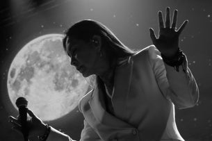 Ana Gabriel "Claro de Luna" Tour
