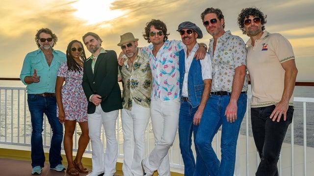Yacht Rock Revue