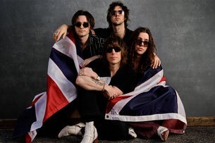 celebrating the 10 year anniversary of Everybody Wants - THE STRUTS