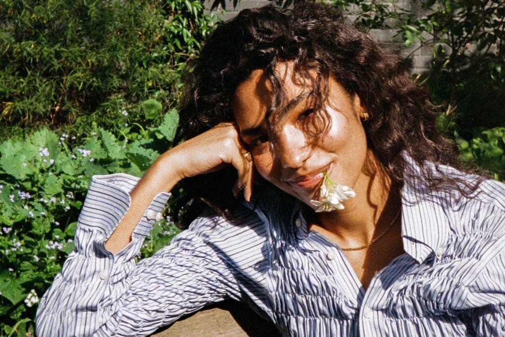 Olivia Dean: The Art Of Loving Live