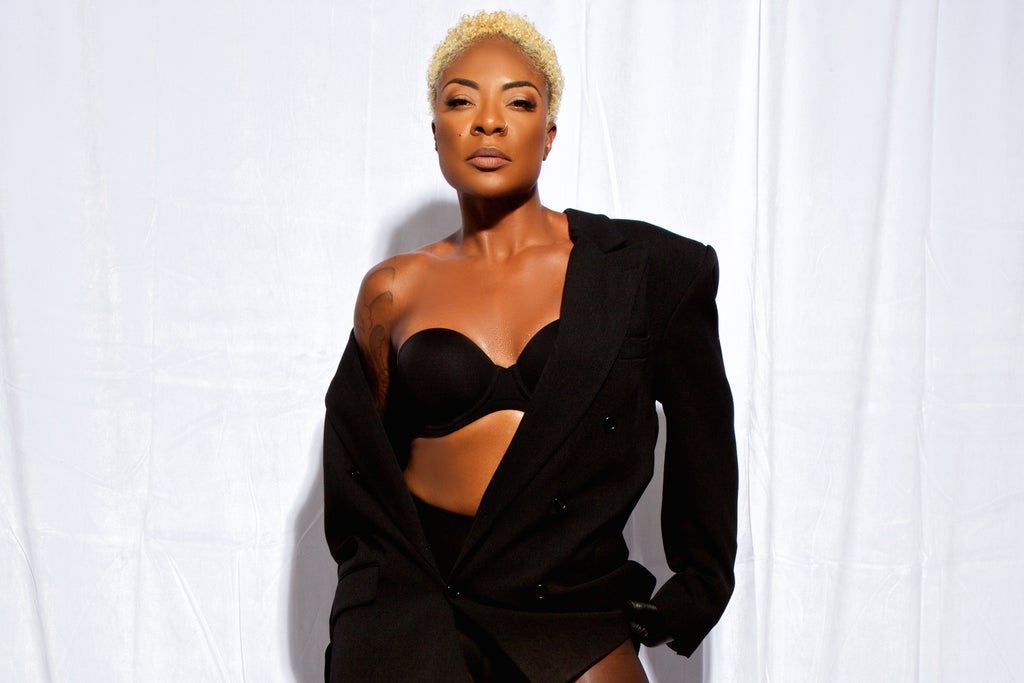 Jully Black