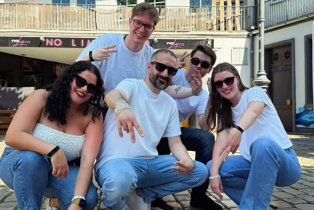 DarioM & Friends