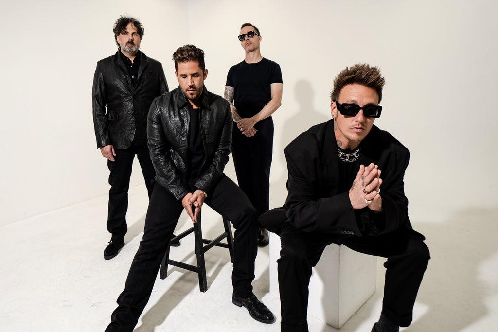 Papa Roach & Rise Against: Rise of the Roach Tour 
