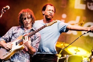 Chris Bergson & Ellis Hooks