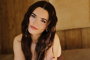Jenna Raine