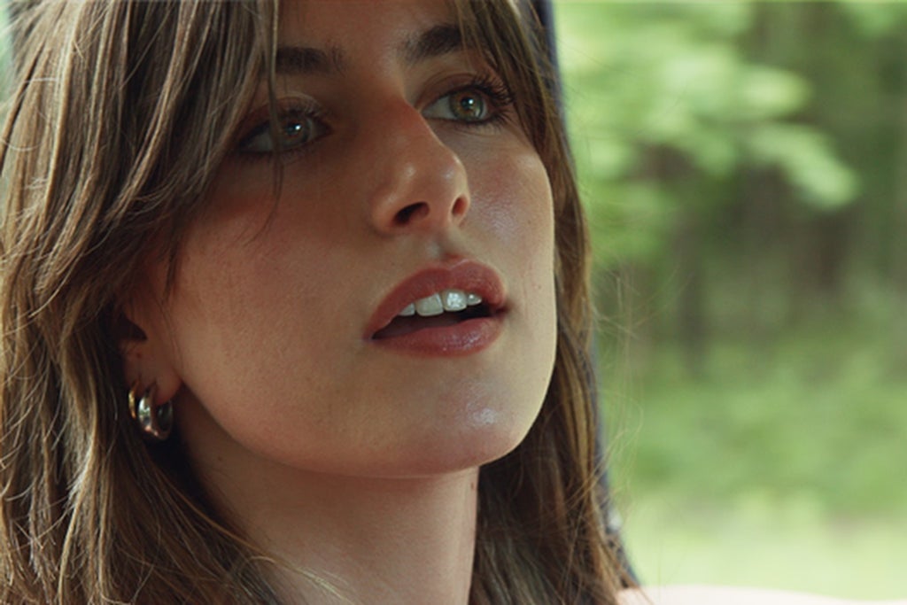 Elle Coves