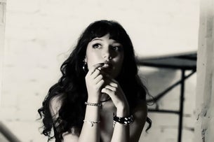 Esha Tewari : Wraith Tour