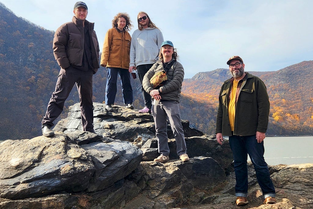 Advance Base & Moontype with bobbie