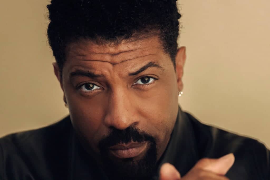 Right After You Left hosted by Deon Cole - Vinyl Room @ the Palladium