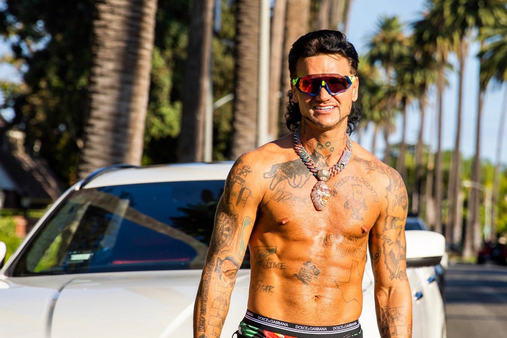 Riff Raff: Houses Way In Tour