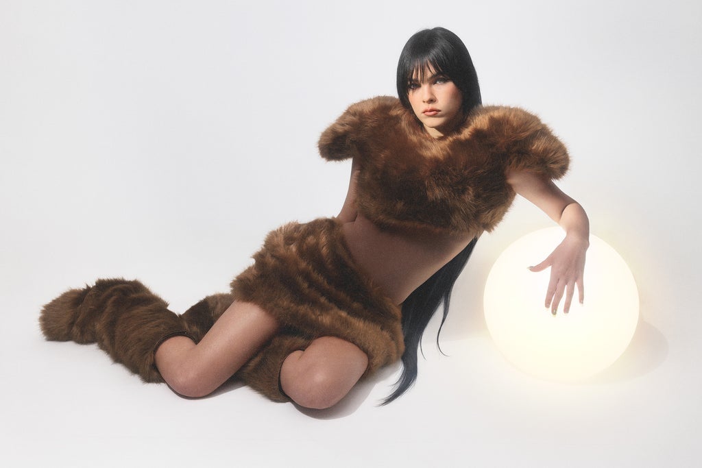 BENEE - PARTICLES TOUR