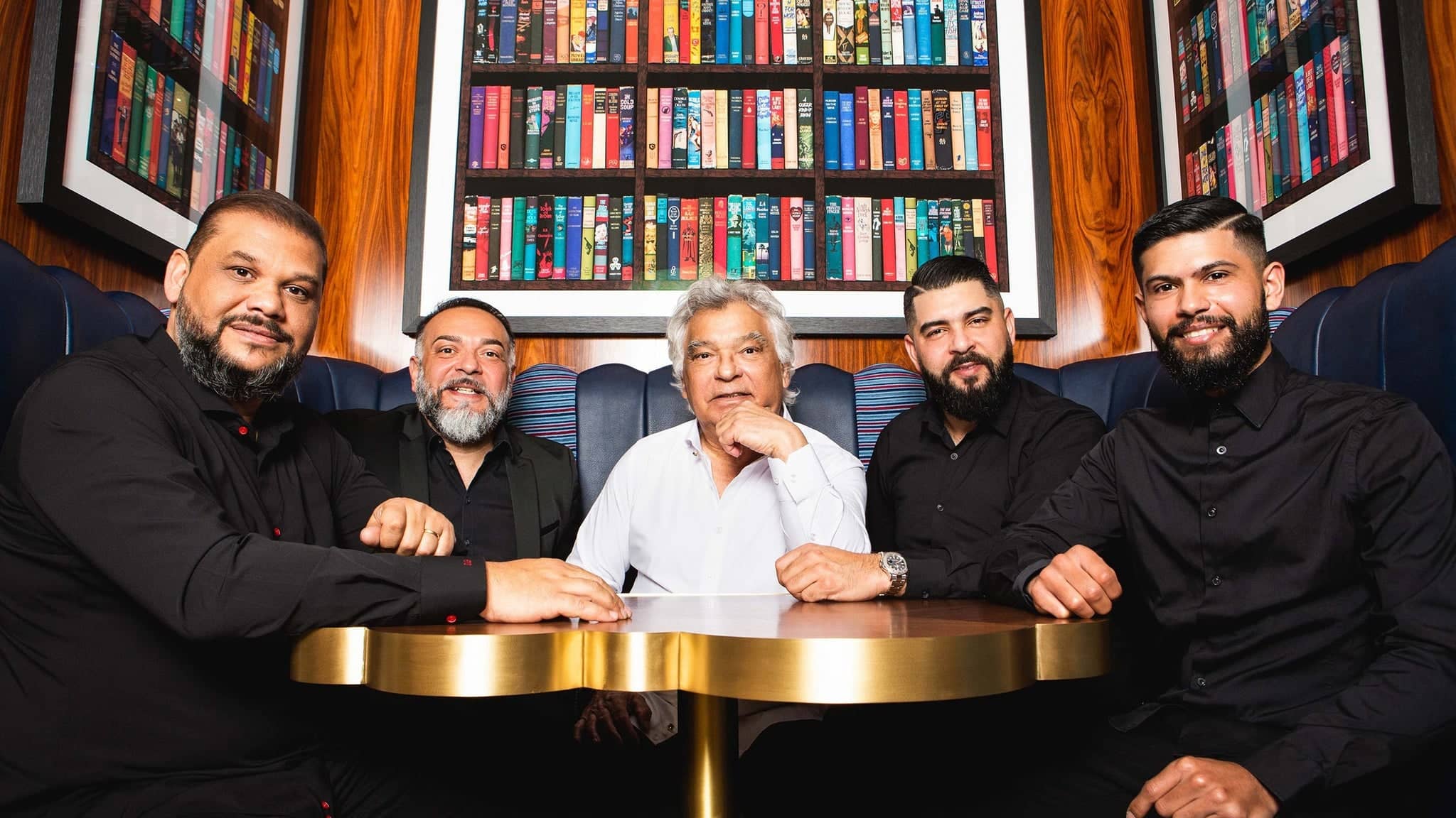 Chateau Ste Michelle: Tables & Cabanas - Gipsy Kings