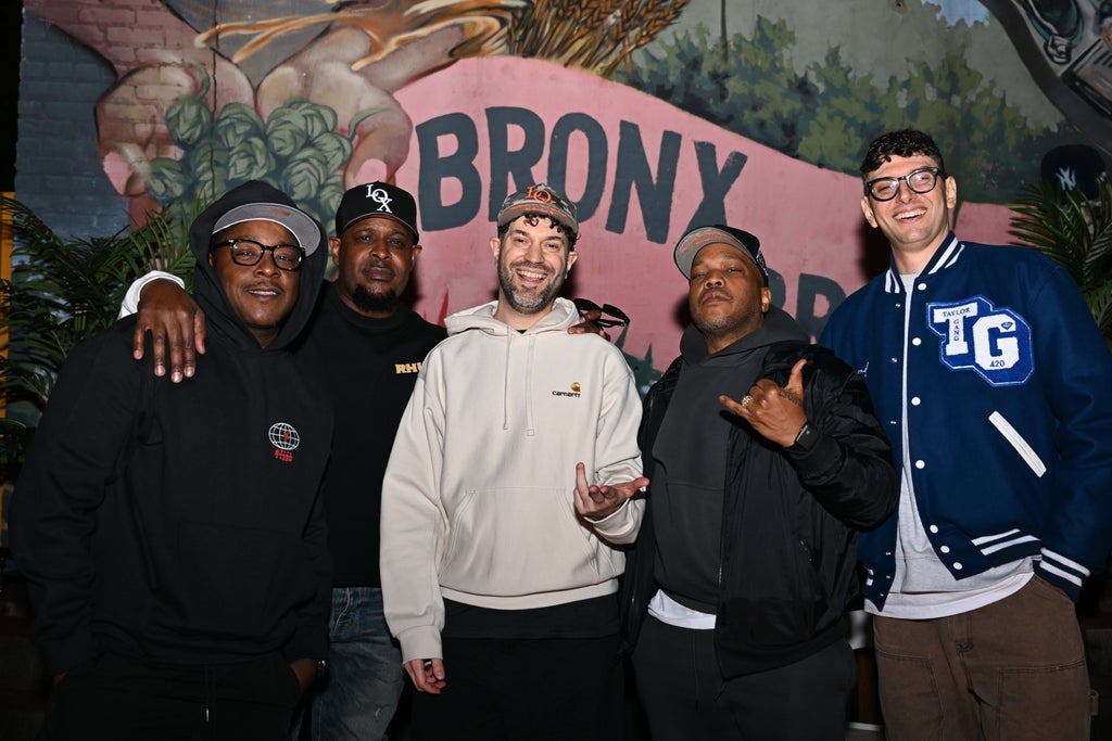 2J3BD: The Live Holiday Spectacular